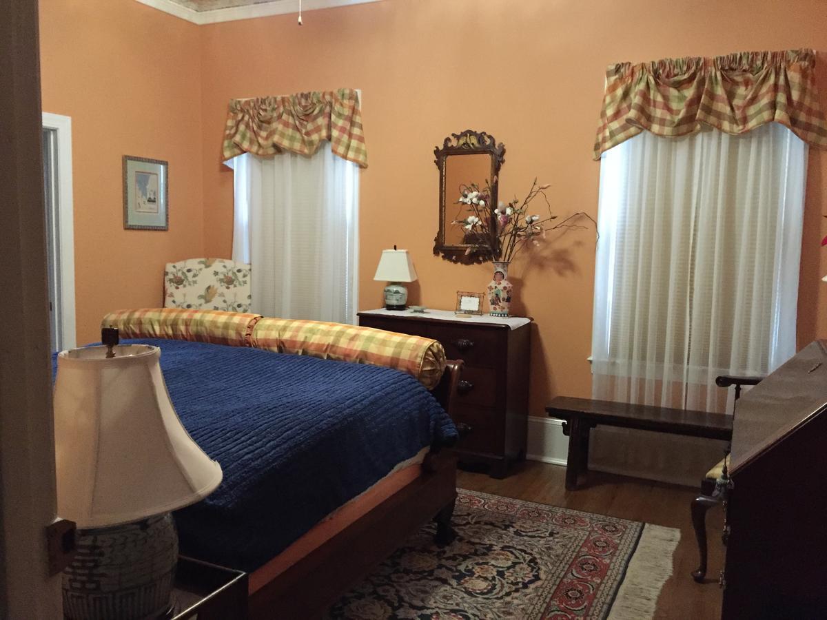 Hanna House Bed & Breakfast Нью-Берн Экстерьер фото
