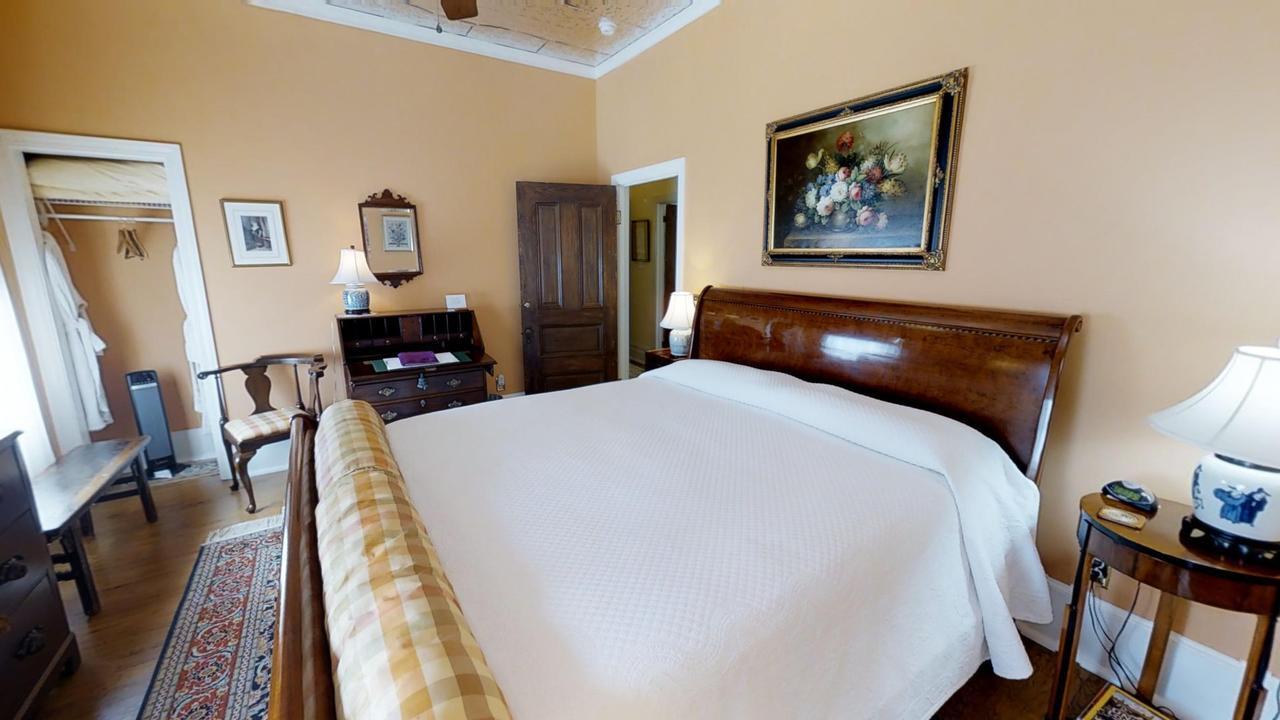 Hanna House Bed & Breakfast Нью-Берн Экстерьер фото