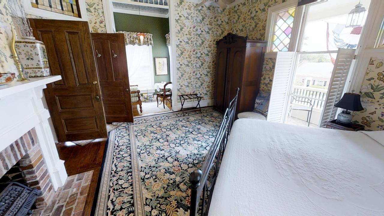 Hanna House Bed & Breakfast Нью-Берн Экстерьер фото